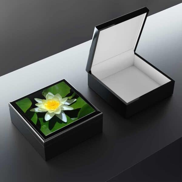 jewelry boxes with water lily
